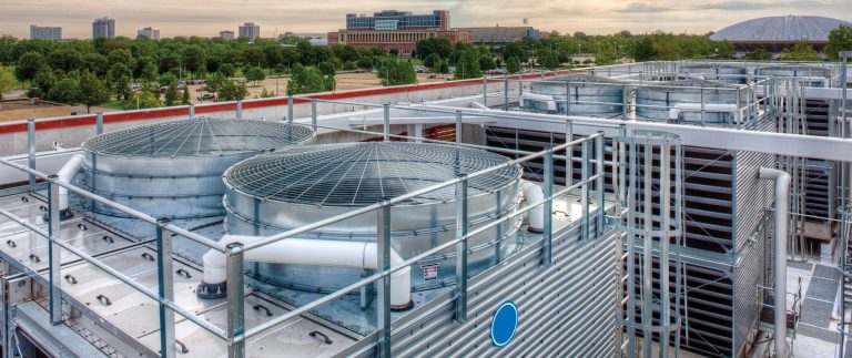 Read more about the article Eksploatacja wież chłodniczych w układach przemysłowych